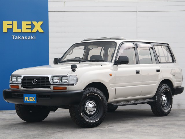 ホワイトオールペイント（真っ白ではない白です！）☆角目四灯・ナロー換装☆ガソリン☆新品ＤＥＡＮ１６インチ☆新品ＢＦＧ２３５タイヤ☆新品ウッドコンビステアリング・ウッドコンビシフトノブ☆純正車高☆