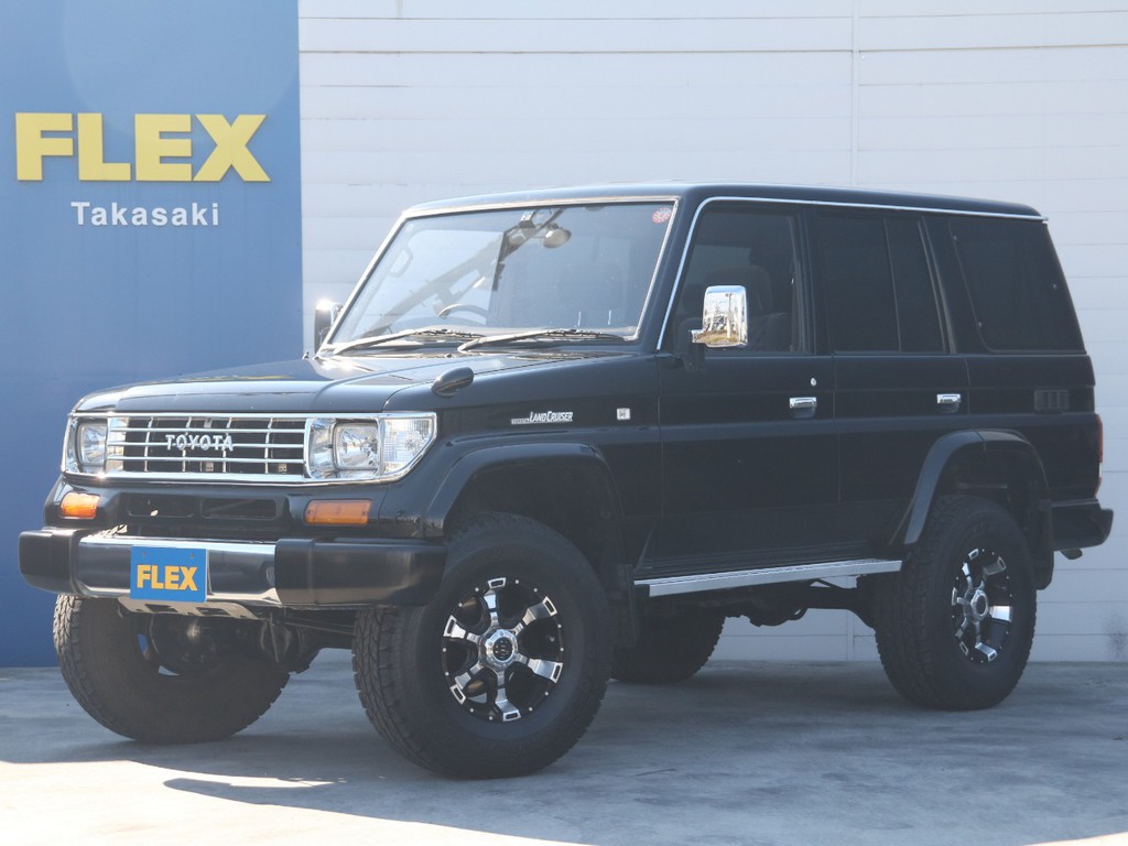 ユーザー買取車両☆１ナンバー登録済み☆ブラックオールペイント☆新品メッキグリル☆新品コーナーランプ☆新品ブラックシートカバー☆ＭＧ１６インチＡＷ☆ジオランダー２８５タイヤ☆リフトアップ済み☆