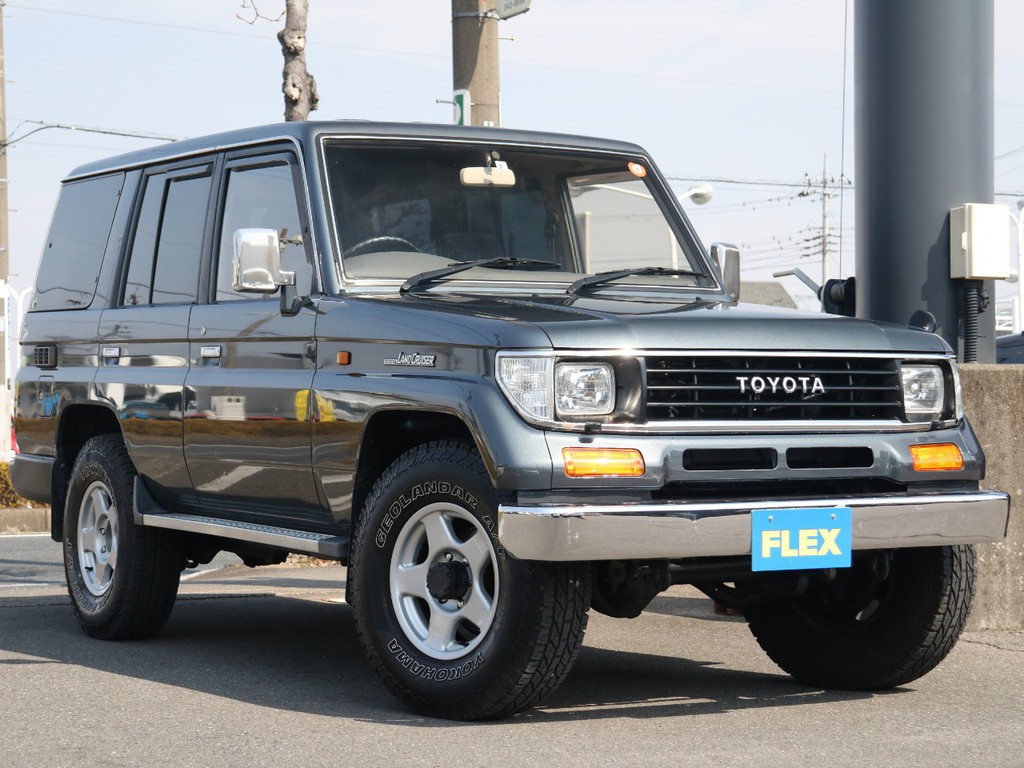 滅多に出てこないマニュアル車☆ＬＣ７８プラドグレーメタリック入庫致しました☆