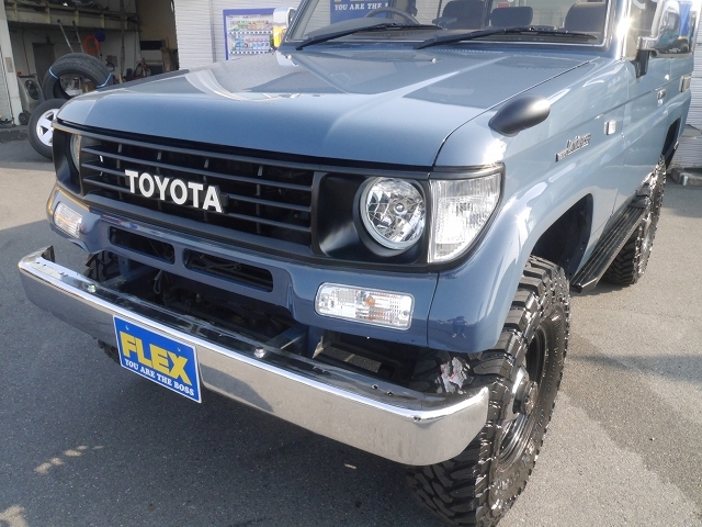 メッキバンパーも新品ですよ♪