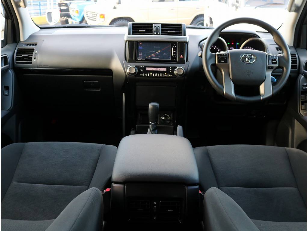皆さま待望の新車が入ってきました！！