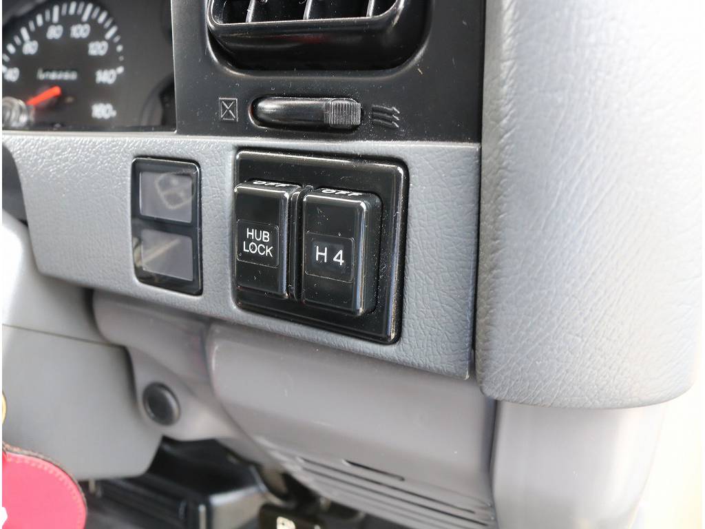 パートタイム４ＷＤ車輛です！！