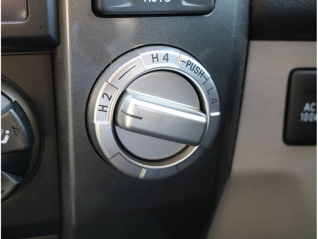 パートタイム４ＷＤ車輛です！！