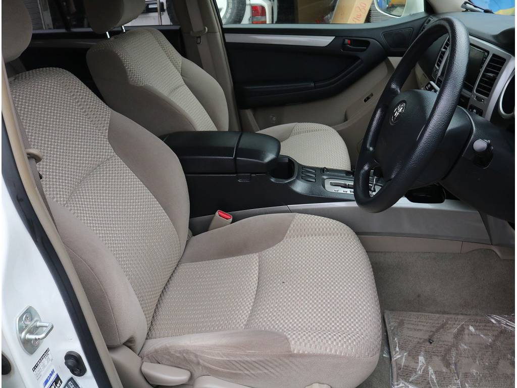 内装も非常に綺麗です！！