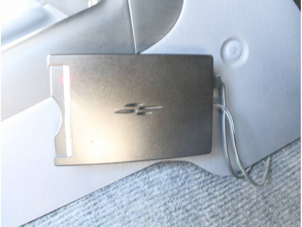 あると嬉しいＥＴＣ車載器付き！そのままお使い頂けます！