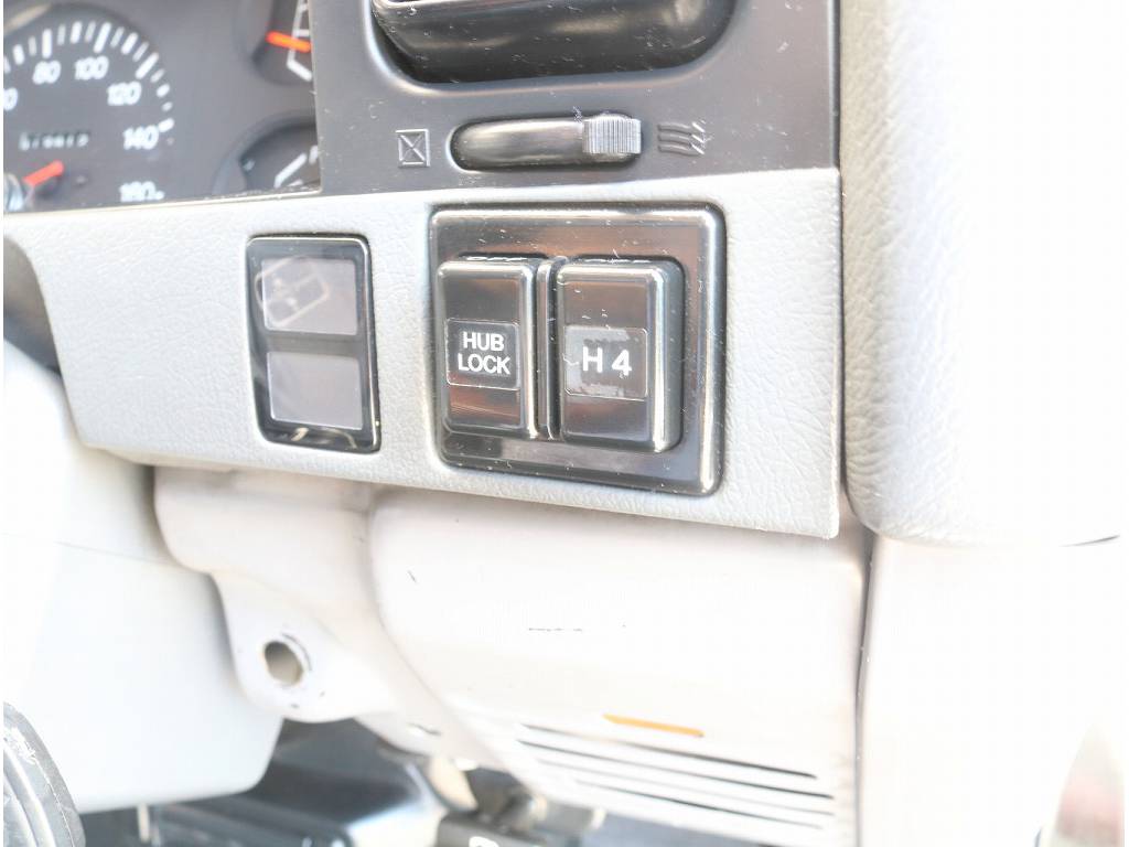 パートタイム４ＷＤ車輛です！！