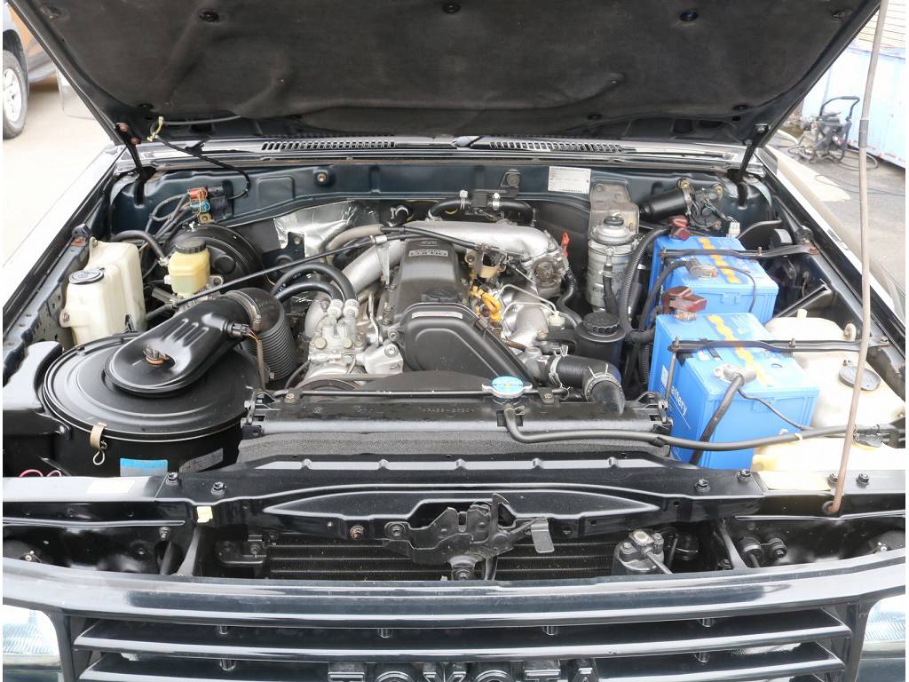 ３．０Lディーゼルターボエンジン、耐久性に優れ末永くお乗り頂く事が可能です♪