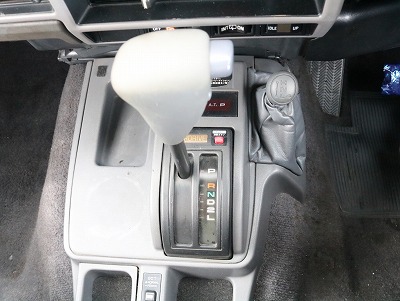 通勤などに使う場合はAT車両が楽ですよね！