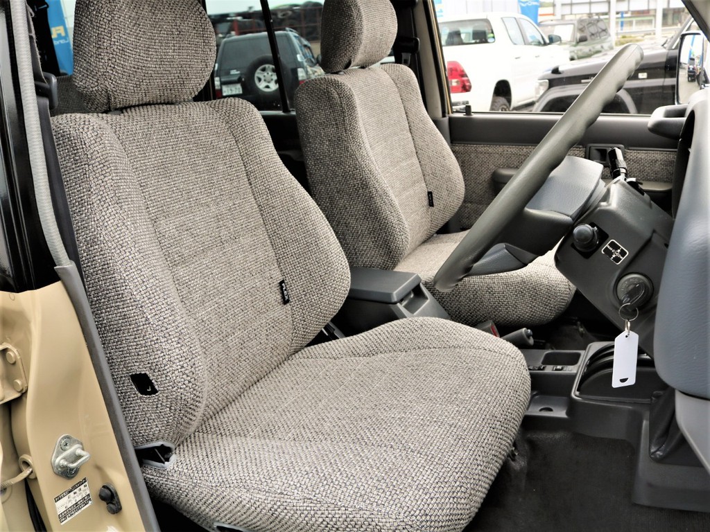 乗車位置が高く快適な運転性能があります！