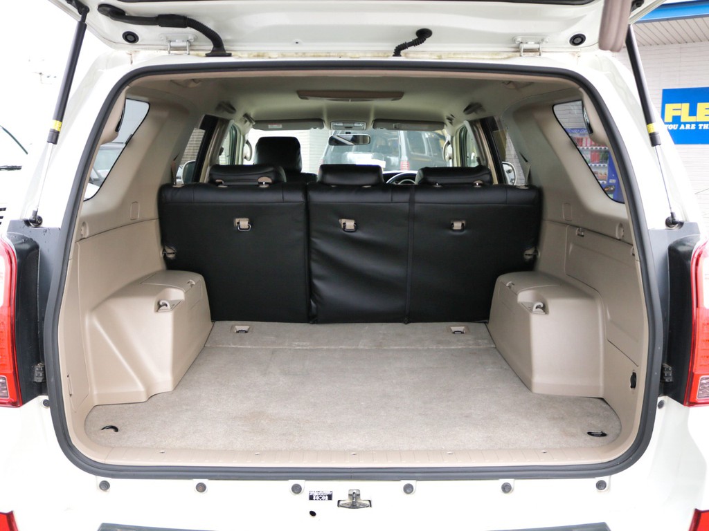 広々ラゲージルーム！多くの荷物と思い出を運んでくれます♪