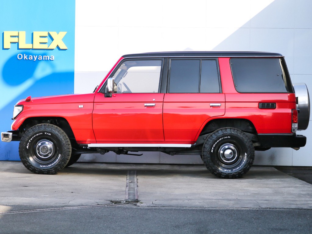 外装のツヤ感はしっかりと残っている車輛です♪