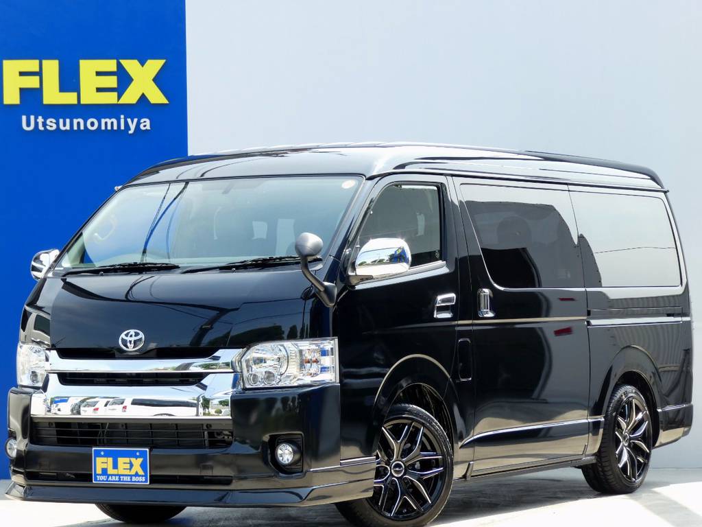 新車　ハイエース　ワゴンＧＬ　４ＷＤ　ツインナビカスタム！！