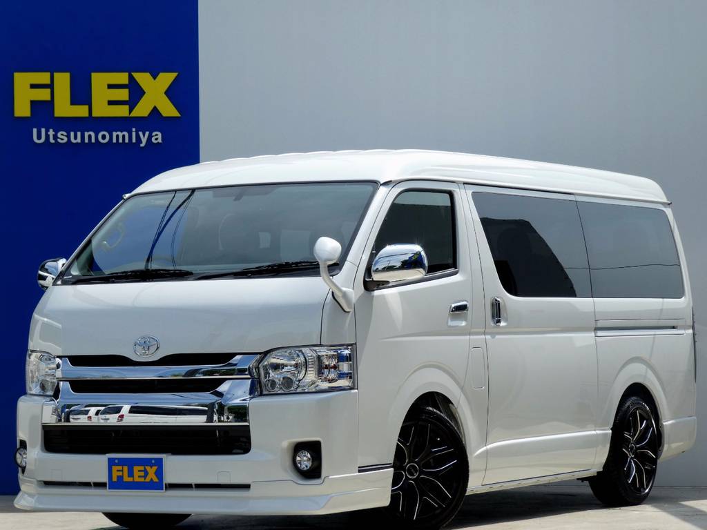 新車　ハイエース　ワゴンＧＬ　ナビパッケージが完成しましたよ！！