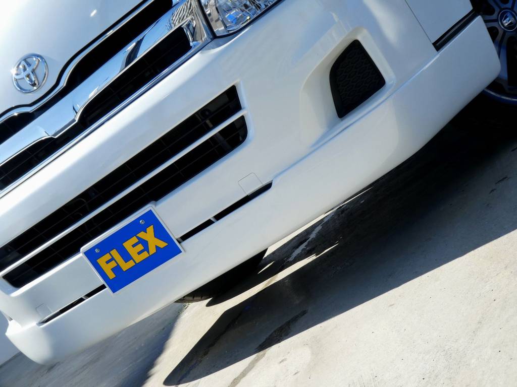 ＦＬＥＸオリジナルスポイラーがフロントフェイスを引き締めます！！
