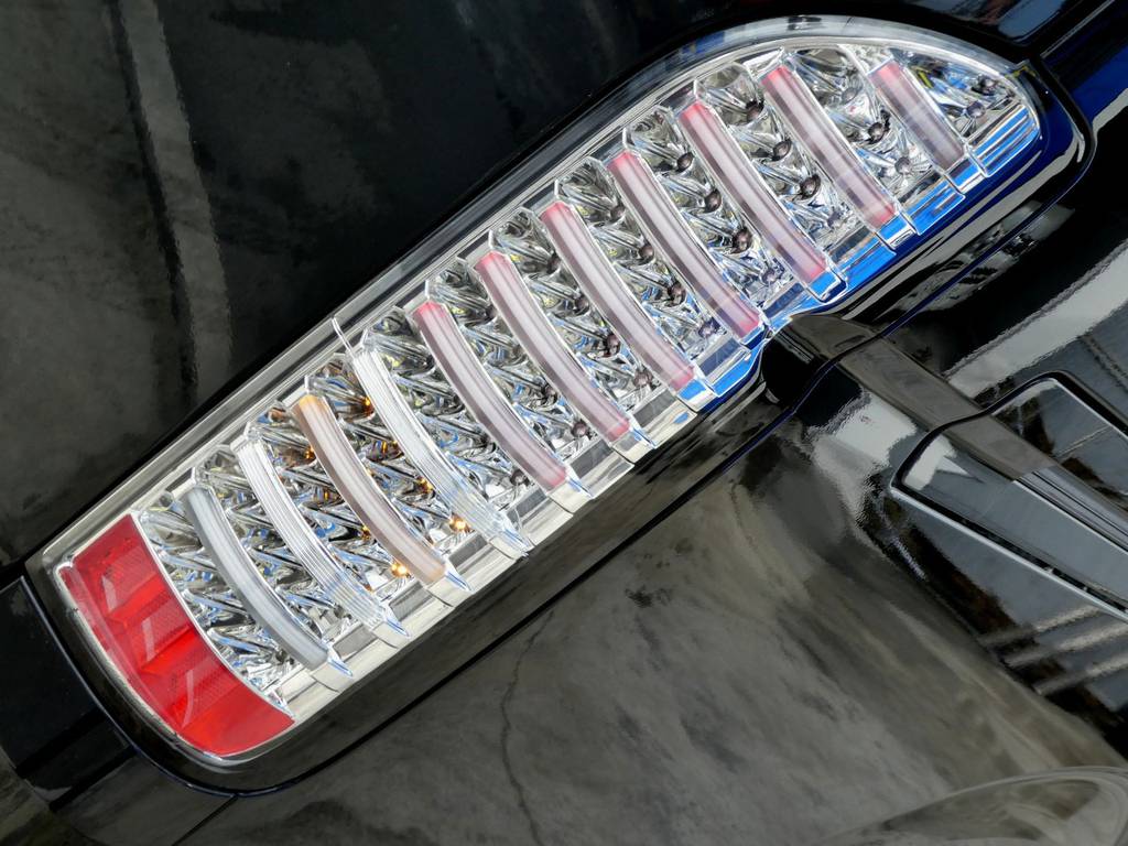 ヴァレンティ製ＬＥＤチューブテール！