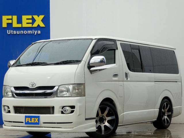 Ｈ２０年　ハイエース　スーパーＧＬ　ディーゼルターボ　ツインナビ　ベットカスタムが入庫しましたよ！！