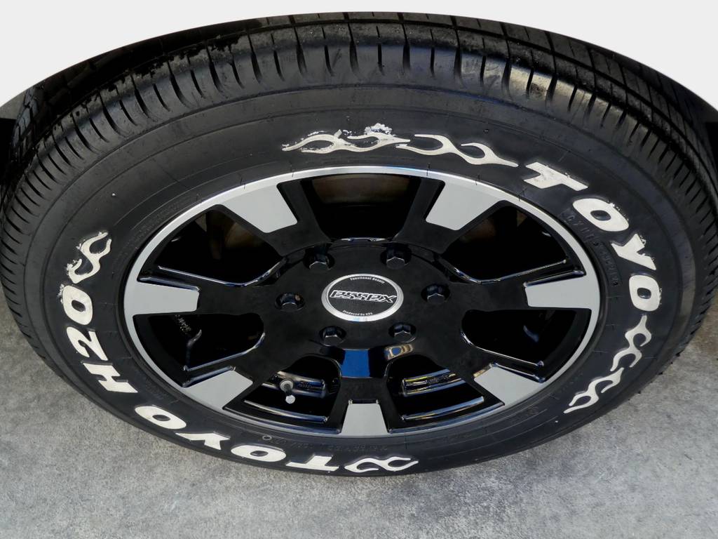 ＥＳＳＥＸ　ＥＳ１６インチアルミ　トーヨーＨ２０ホワイトレタータイヤをインストール！！