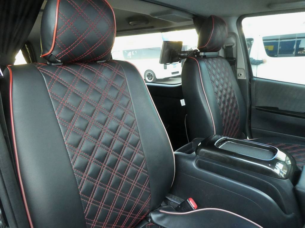 黒皮調シートカバーはお手入れラクラクですよ！！