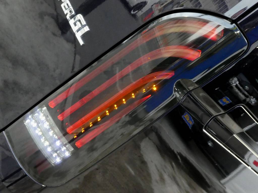 ヘリオスＬＥＤフレアーテールは見るものを魅了します！！