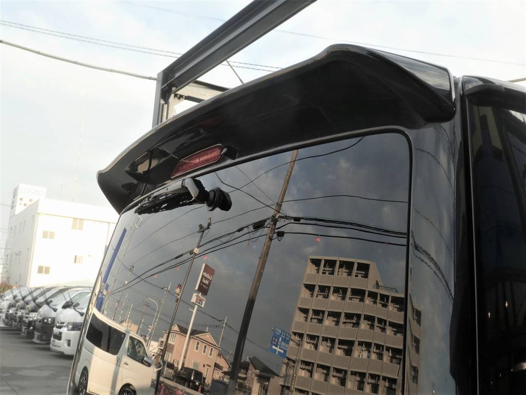 ＴＯＹＯＴＡ純正リヤルーフスポイラー装着済み！！