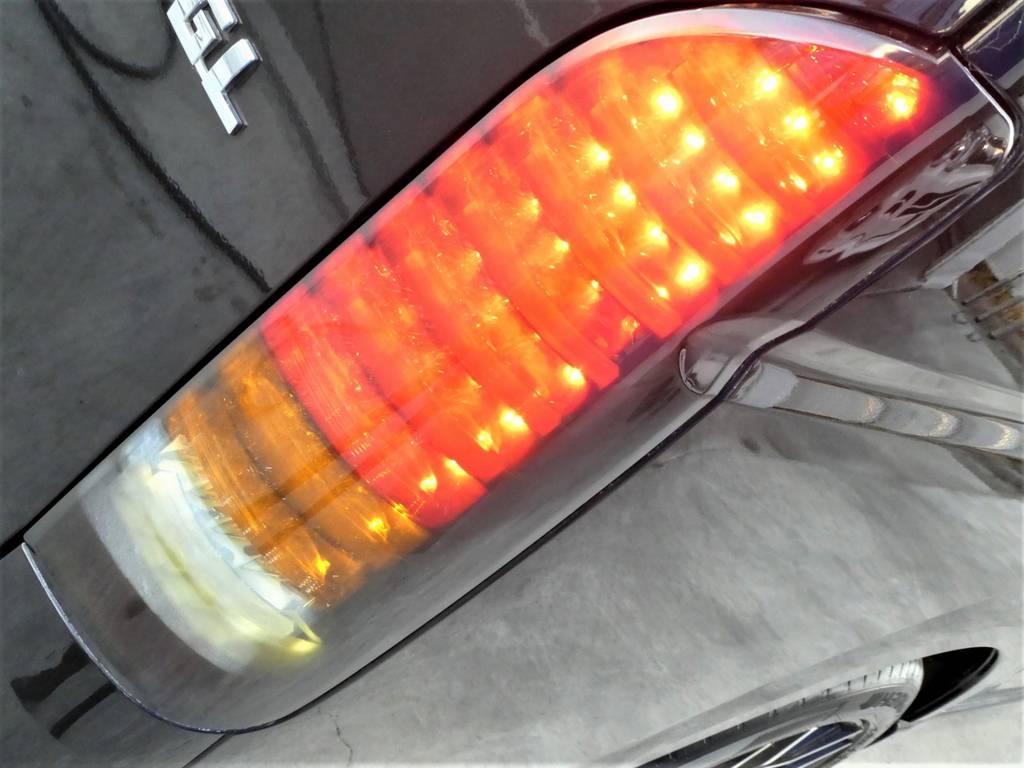 ＬＥＤテールが見るものを魅了します！！