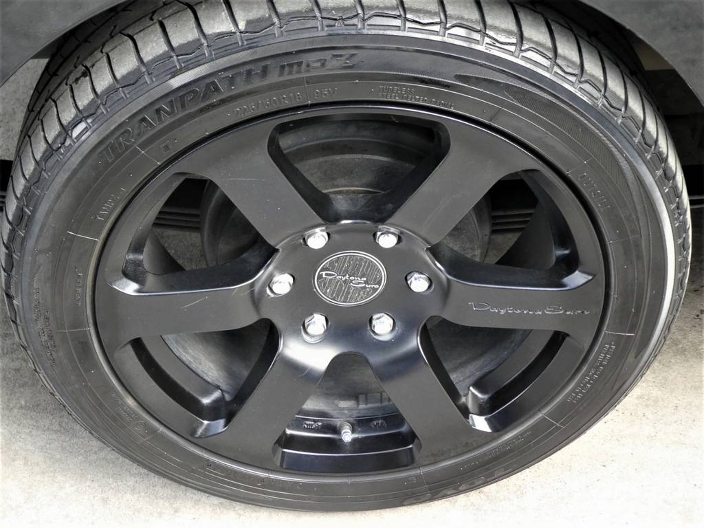 デイトナユーロ１８インチ　ＴＯＹＯタイヤをセット！！