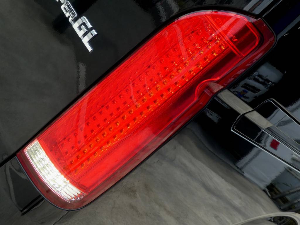 ステラＶフルＬＥＤテールは見るものを魅了します！！