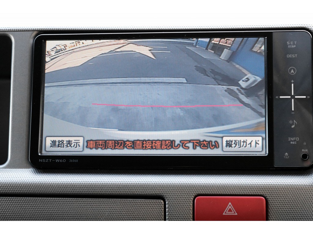 バックカメラも完備！！