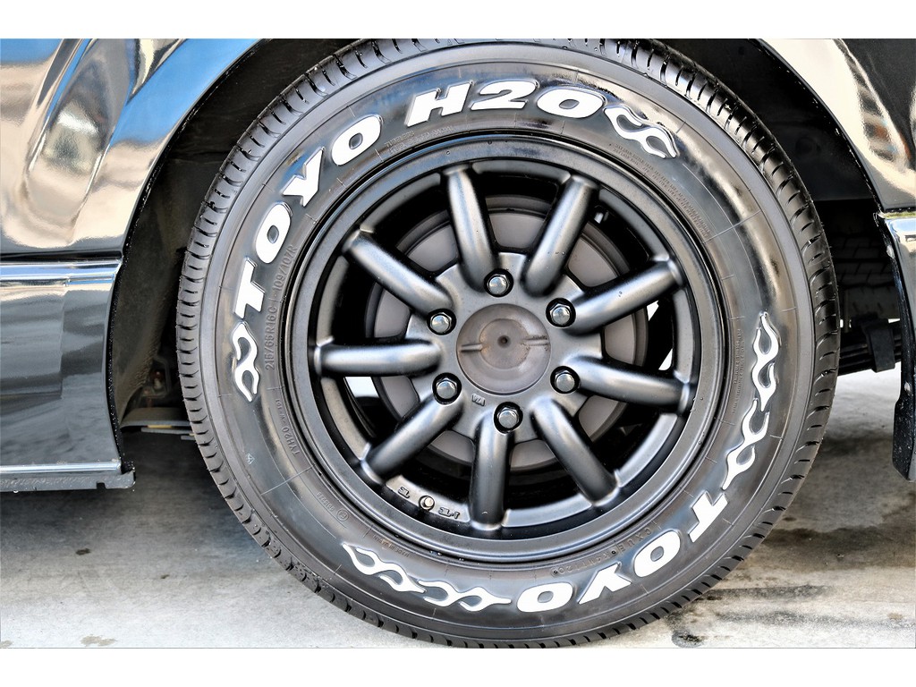 ＭＣ９とトーヨーＨ２０タイヤセット