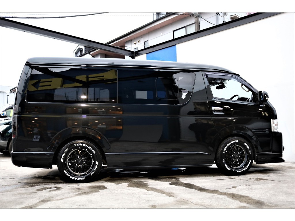 運転席側ビュー　小窓付き！！