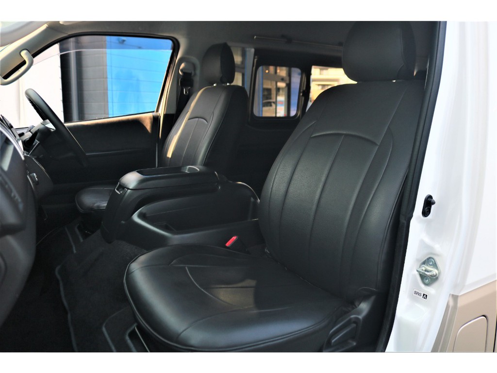 ブラックレザーシートカバー