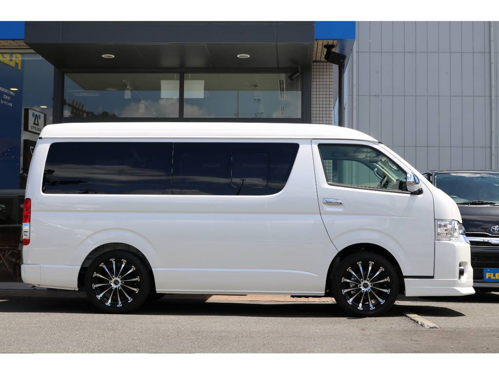 当店在庫車両ですので、即納も可能！最短２．５週間でご対応させて頂きます♪
