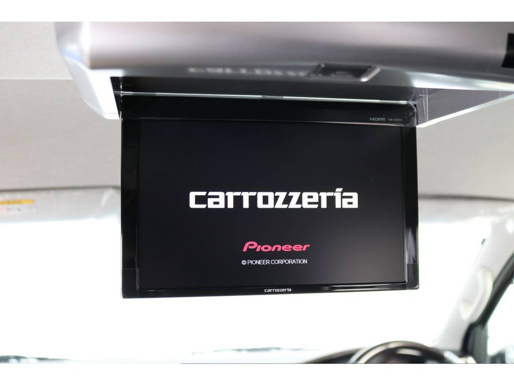 カロッツェリア フリップダウンモニター付き!!