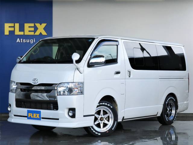 ハイエースバン　3.0Lディーゼル4WD　特別仕様車ダークプライムⅠ