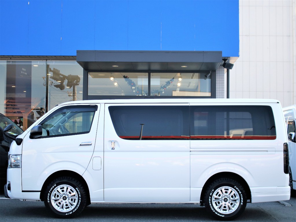 パワースライドアとなっておりますので、お子様の乗車や、荷物を持ちながらの乗車も楽に行えます！
