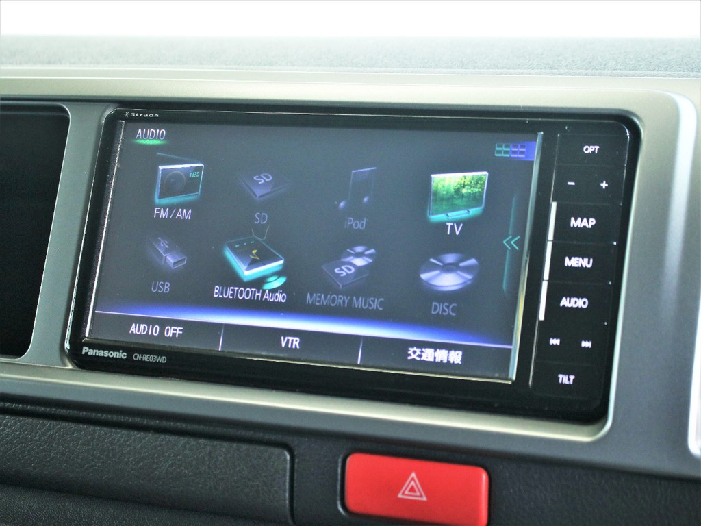パナソニック製の７インチナビが装備済みとなっております。