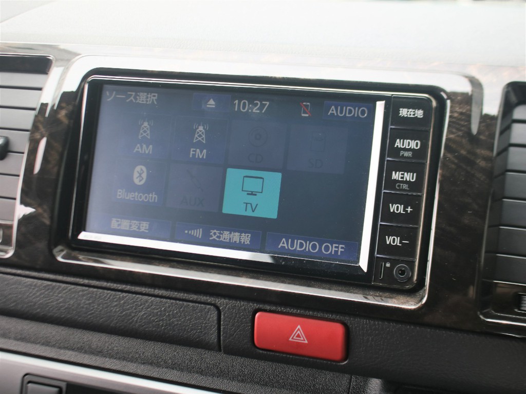 Bluetooth接続など、便利な機能が多く搭載されております。