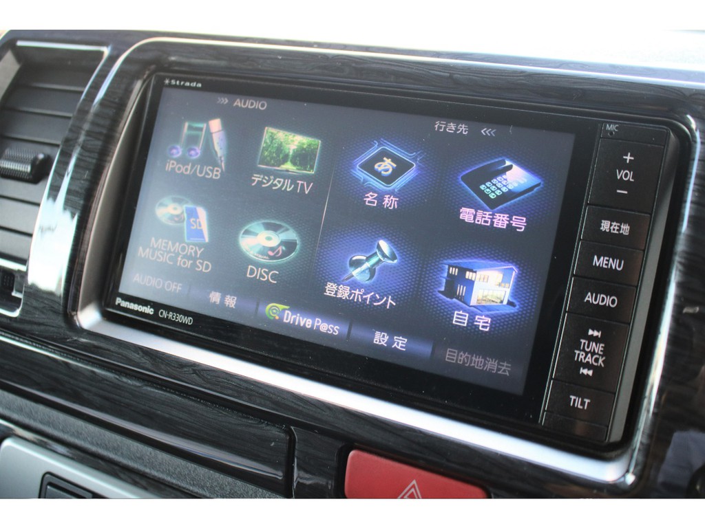 パナソニック製７インチナビも装備済みとなっております。