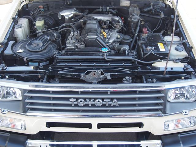 お車のドレスアップもお任せください♪アルミホイール、エアロパーツ、ナビ、各種モニター、ＥＴＣ、バックカメラなど各メーカー取り扱いございます！取り付けもお買い得価格でご紹介！！