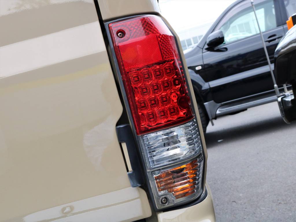 テールライトはLEDに換装されております。
