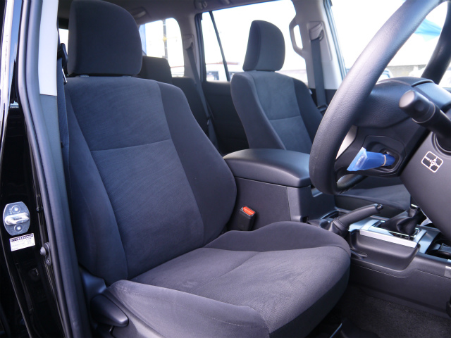 納車後のアフターサポートもお任せください♪新車にはメーカー保証付き、中古車には１年間、走行無制限の保証が付いております☆ご納車後のカスタムのご相談も承っております♪