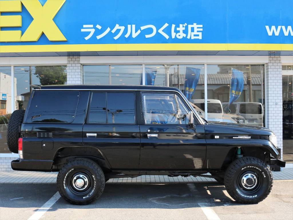 目立つ傷やへこみもなくキレイな状態の一台です♪