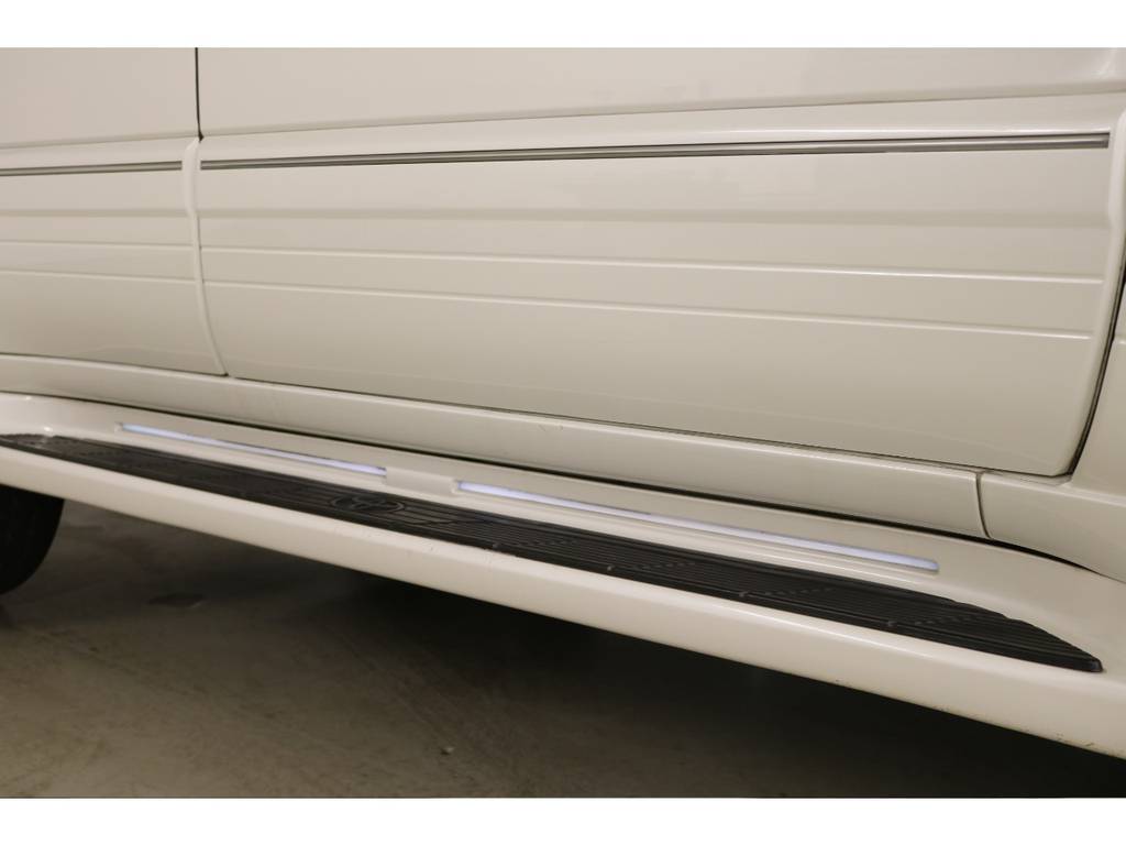 オプションのイルミサイドステップ☆