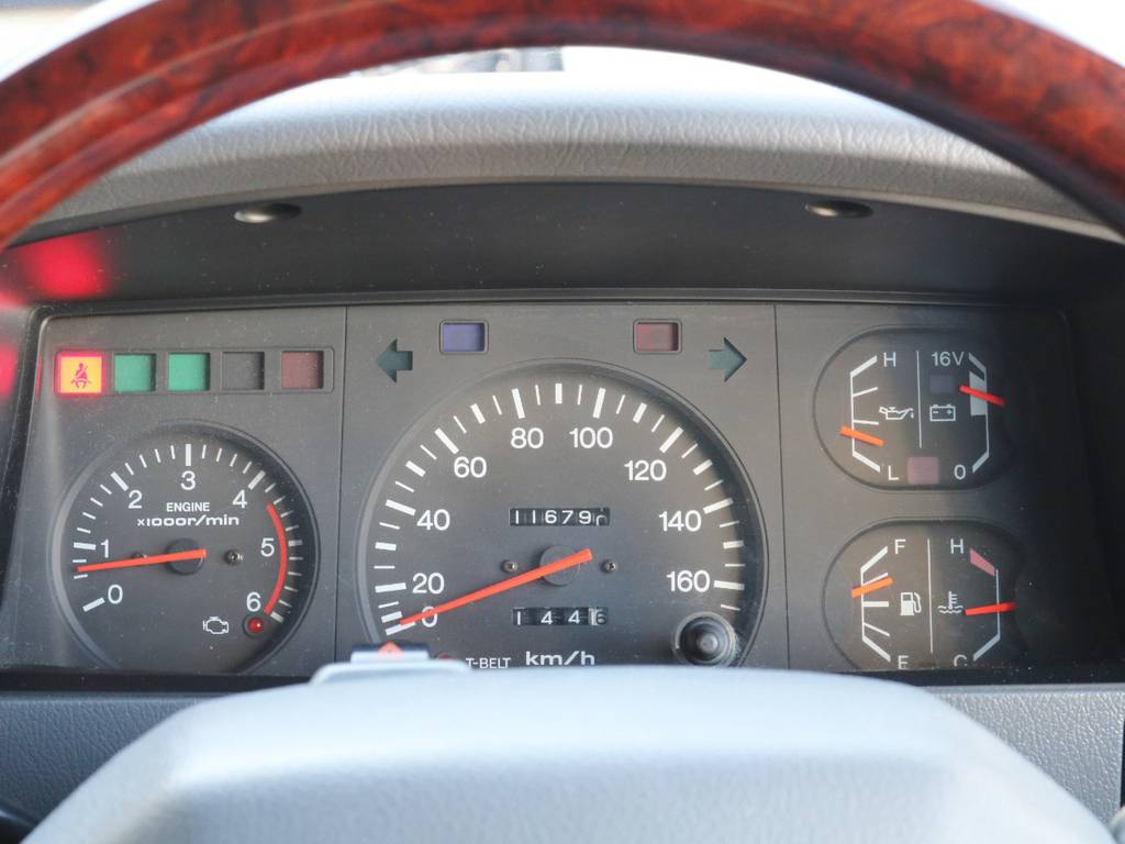走行距離は１１万キロ台！ 低走行車両です！