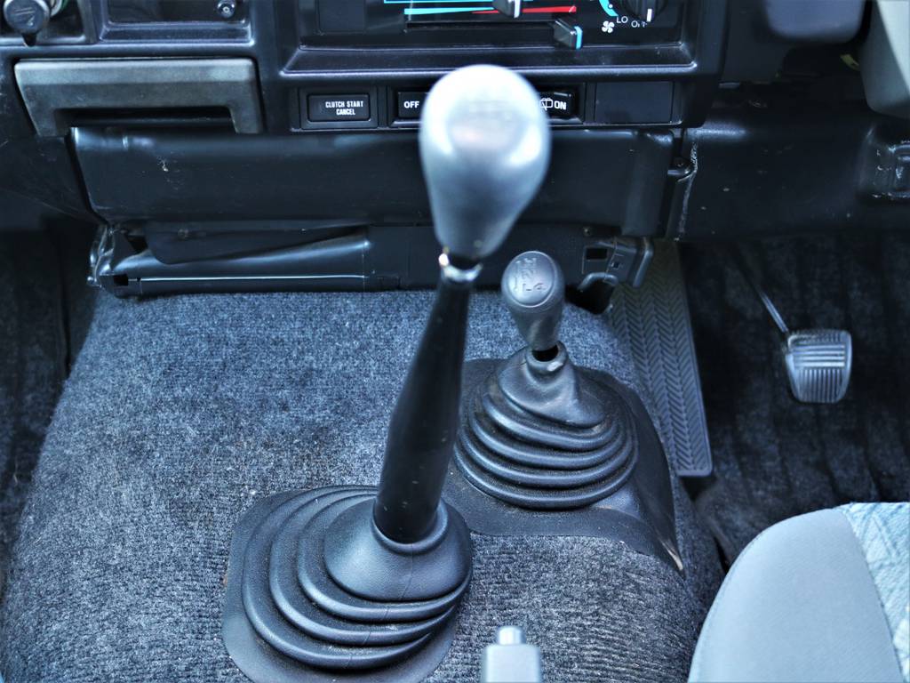運転がより一層楽しくなるMTです☆今こそMTに乗りましょう！