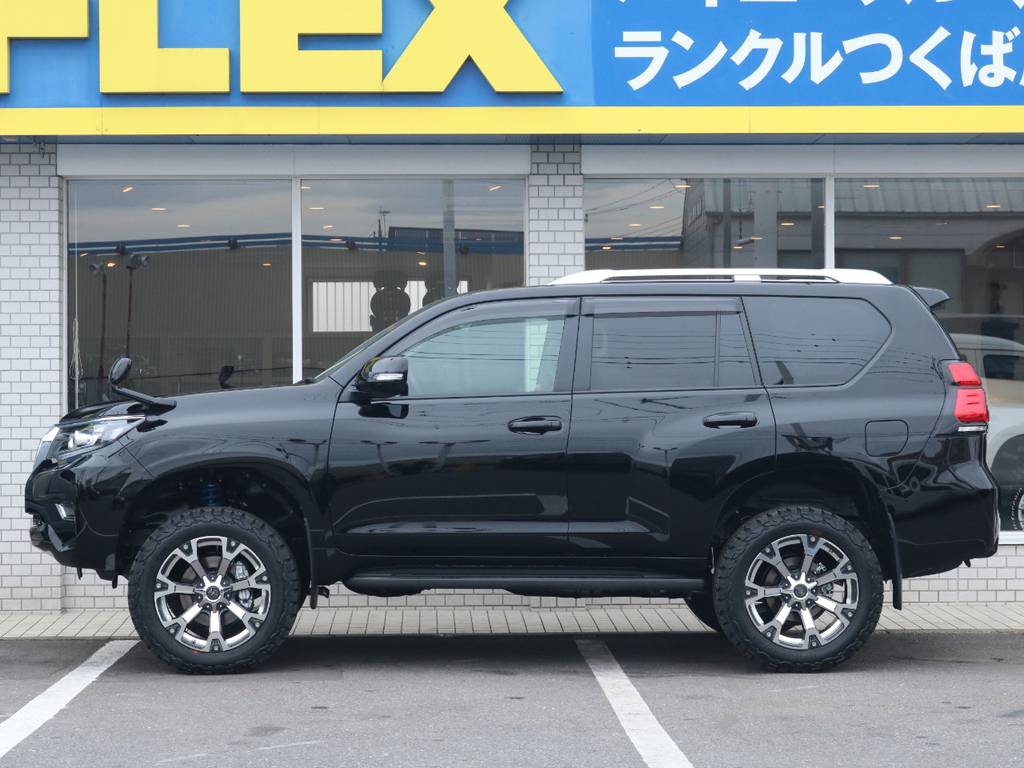 その他カスタムもお任せください！様々なカスタムパーツの取り付け事例もございます！