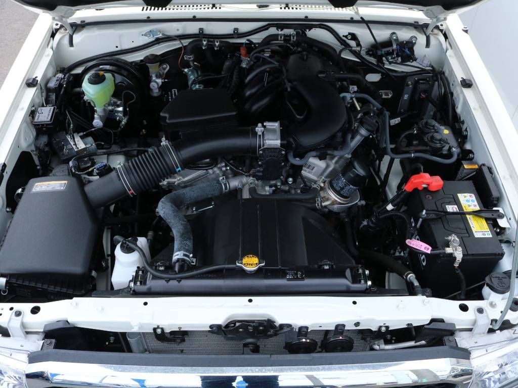 ４．０Ｌガソリンエンジンでパワフルな走行を実現！１ナンバーで維持費も抑えられます！