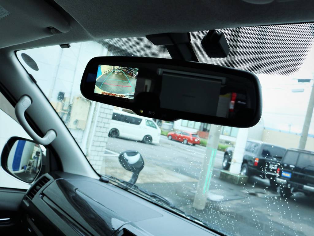 メーカーオプション「バックカメラ」！