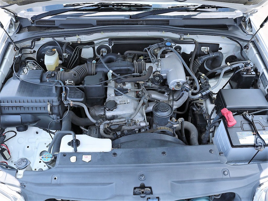 ２．７ガソリン　タイミングチェーン式