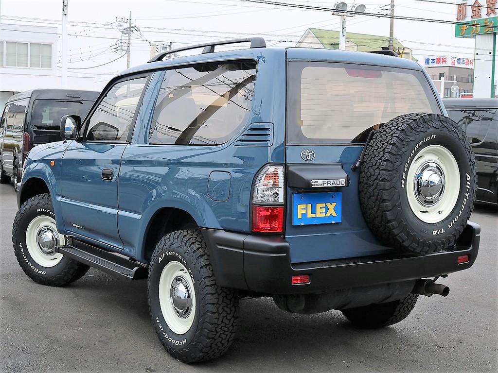 弊社自慢の中古車保証も付帯します！新車メーカー保証並みのカバー範囲で、古い車でも安心してお乗り頂けるようサポート致します！詳しくはスタッフまでご相談ください！